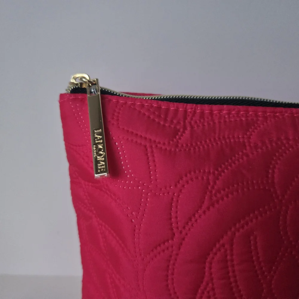 Stunning Lancôme Quilted Fuchsia Rose Makeup Bag